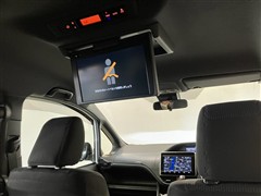 ノア Si サイドリフトアップ チル