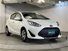 アクア S スタイルブラック