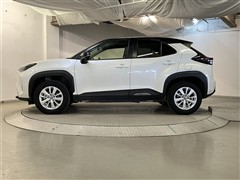 ヤリスクロスHV G