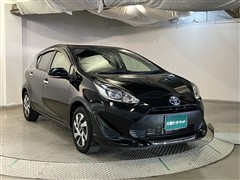 アクア S スタイルブラック