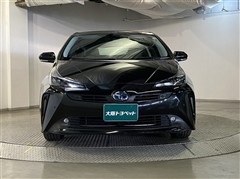 プリウス Sツーリングセレ ブラッ