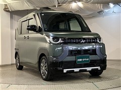 デリカミニHV T プレミアム