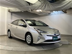 プリウス S セーフティプラス