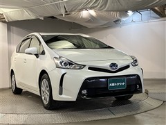 プリウスアルファ S