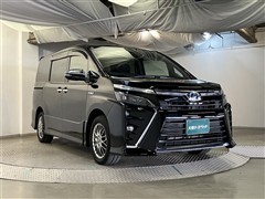 ヴォクシーHV ZSキラメキ