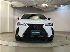 UX200 Fスポーツ