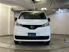 NV200バネットバン DX