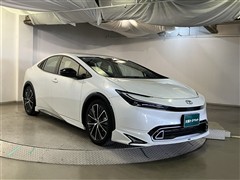 プリウス Z