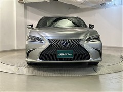 ES300h バージョンL