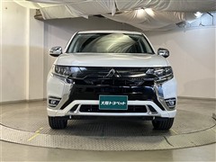 アウトランダーPHEV G(QCツキ)