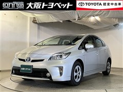 トヨタ　プリウス S