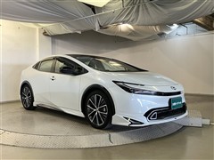 プリウス Z