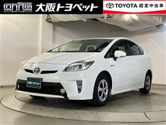 プリウス S