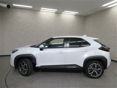 ヤリスクロス HV Z