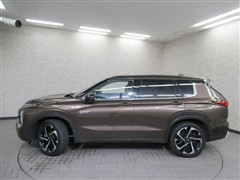 アウトランダーPHEV P