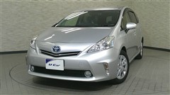 プリウスアルファ S