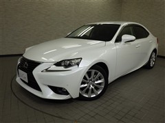 レクサス IS300h ヒョウジュンシャ