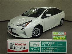 プリウス Sセーフティプラス