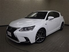 CT200h Fスポーツ