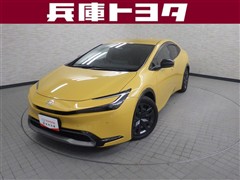 トヨタ　プリウス Z