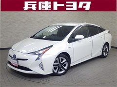 トヨタ プリウス A プレミアムツーリング