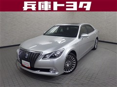 トヨタ クラウンマジェスタ HV Fバージ