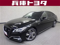 クラウンハイブリッドRS