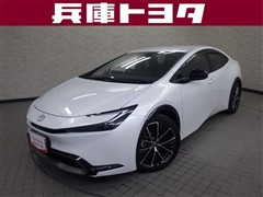 トヨタ　プリウス Z