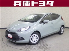 トヨタ アクア X