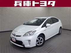 トヨタ プリウス S