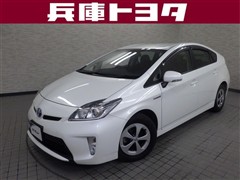 トヨタ プリウス S