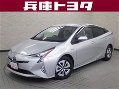 プリウス A