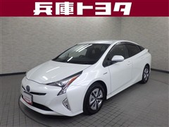 トヨタ プリウス A