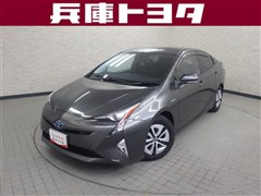 トヨタ　プリウス A
