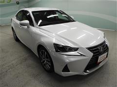 IS300h バージョンL