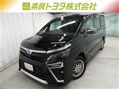 トヨタ　ヴォクシー HV ZS キラメキ3