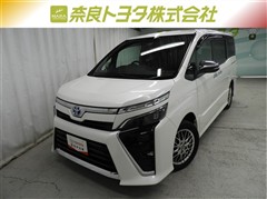 トヨタ　ヴォクシー HV ZS キラメキ3