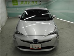 プリウス Sセーフティプラス