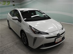 プリウス A ツーリングセレクション