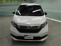 フリード G ブラックスタイル