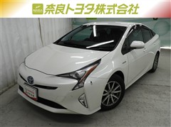 トヨタ プリウス A