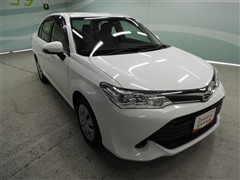 カローラアクシオ X