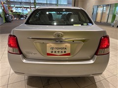 カローラアクシオ X