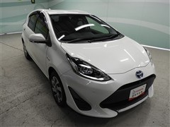 アクア S スタイルブラック