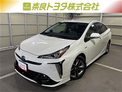 トヨタ プリウス A プレミアムツーリング