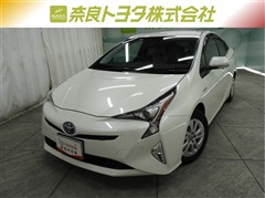 トヨタ プリウス Sセーフティプラス