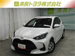 ヤリス X