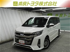 トヨタ ノア HEV SI WxB