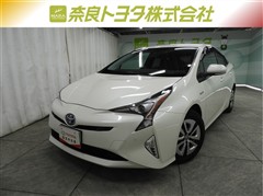 トヨタ プリウス A