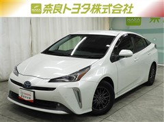 トヨタ プリウス Sセーフティプラス2